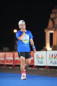 BIB: 43216, 42195
                            <button type="button" onclick="openModal(19763680)" class="btn btn-primary btn-sm float-right btn-popup" data-toggle="modal" data-target=".modal-high-quality">
                        <i class="fas fa-shopping-cart"></i> Add to Cart
                    </button>
                                            <button type="button" onclick="isThisMe(19763680, true)" class="btn btn-success btn-sm float-right btn-popup btn-isme hidden" data-toggle="tooltip" data-placement="bottom" title="นี่คือรูปของคุณใช่ไหม คลิกที่นี่เพื่อเอาเข้าอัลบั้ม">
                        <i class="fas fa-plus"></i> Add to album
                    </button>
                    <button type="button" onclick="isThisMe(19763680, false)" class="btn btn-warning btn-sm float-right btn-popup btn-isnotme hidden">
                        <i class="fas fa-ban"></i> Remove from album
                    </button>